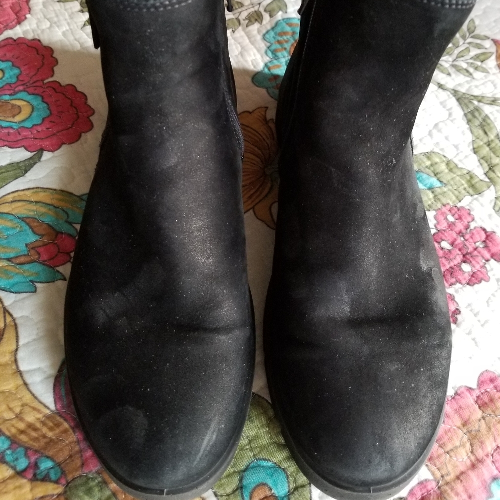 Ecco Low Cut Zip Bootie - 8